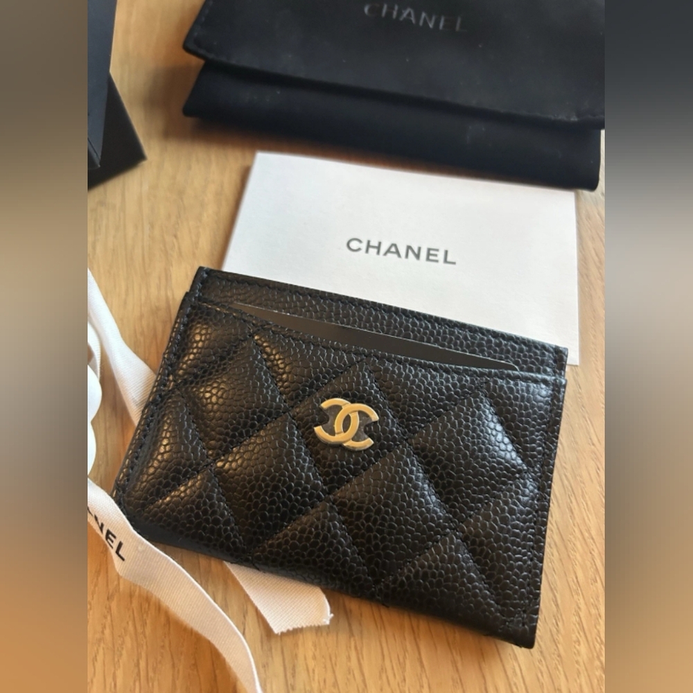 Chanel Black Caviar Card Holder